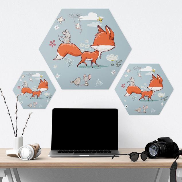 cuadro hexagonal Fox And Mouse On The Move