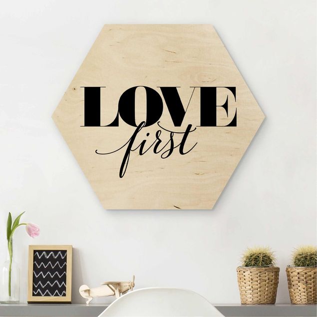 Cuadros de madera con frases Love First