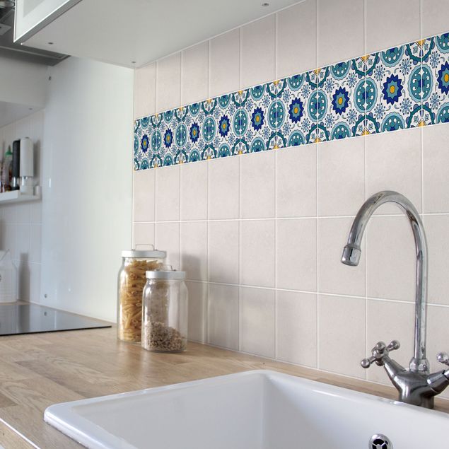 Vinilo azulejos cocina Portuguese tile pattern of Azulejo