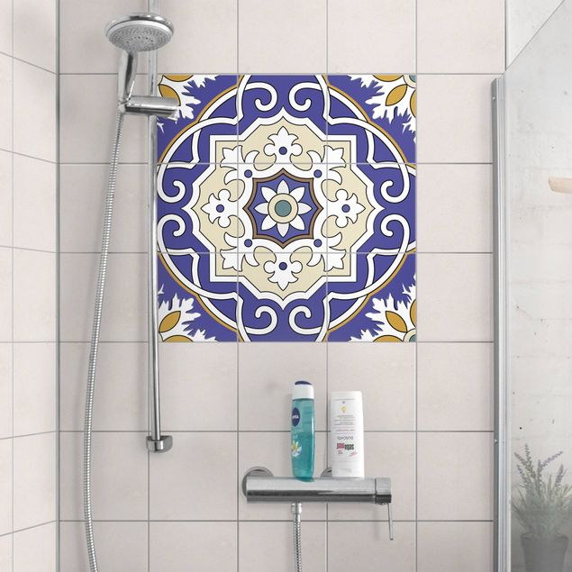 vinilos para cubrir azulejos baño Spanish tiled backsplash