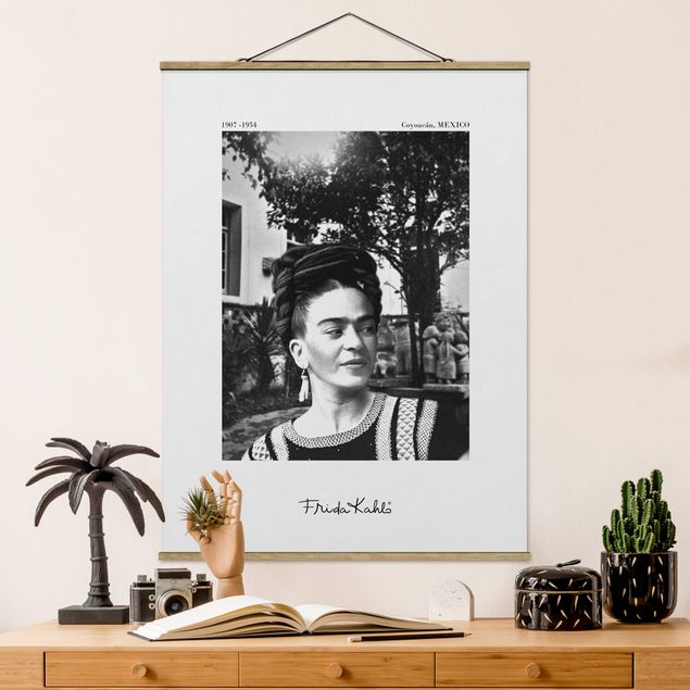 Reproducciones de cuadros Frida Kahlo Photograph Portrait In The Garden