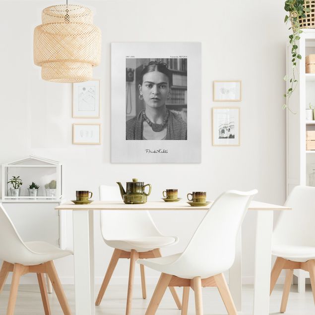 Lienzos de cuadros famosos Frida Kahlo Photograph Portrait In The House