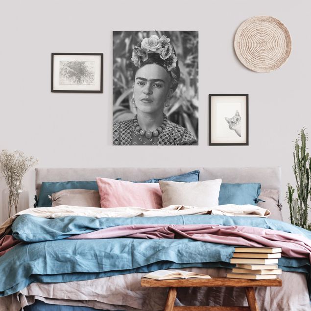Lienzos de cuadros famosos Frida Kahlo Photograph Portrait With Flower Crown