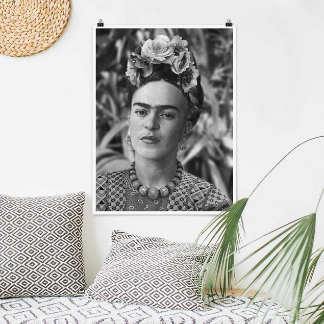 Cuadros famosos Frida Kahlo Photograph Portrait With Flower Crown