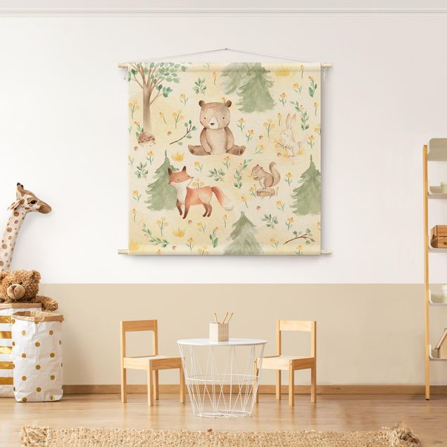 Tapices modernos para pared Fox and bear with flowers and trees