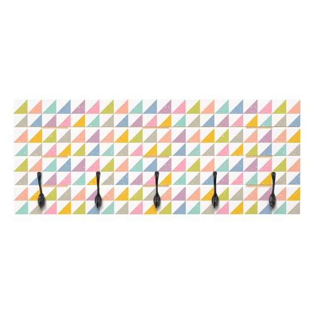 Percheros de pared multicolores Geometrical Pattern With Triangles Colourful