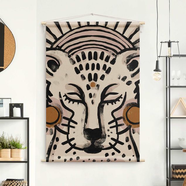 Tapices modernos Cheetah with Pearl Earrings Illustration