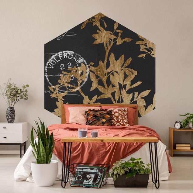 Papel pintado dormitorio vintage Golden Leaves On Mocha II