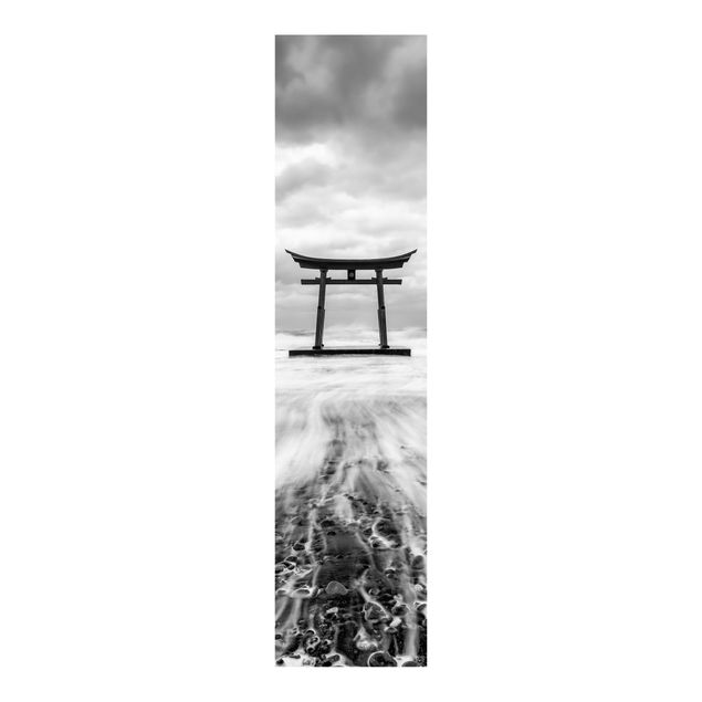 Paneles japoneses arquitectura y skyline Japanese Torii In The Ocean