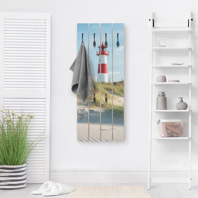 Percheros de pared shabby chic Lighthouse At The North Sea