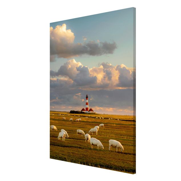 Tableros magnéticos animales North Sea Lighthouse With Flock Of Sheep