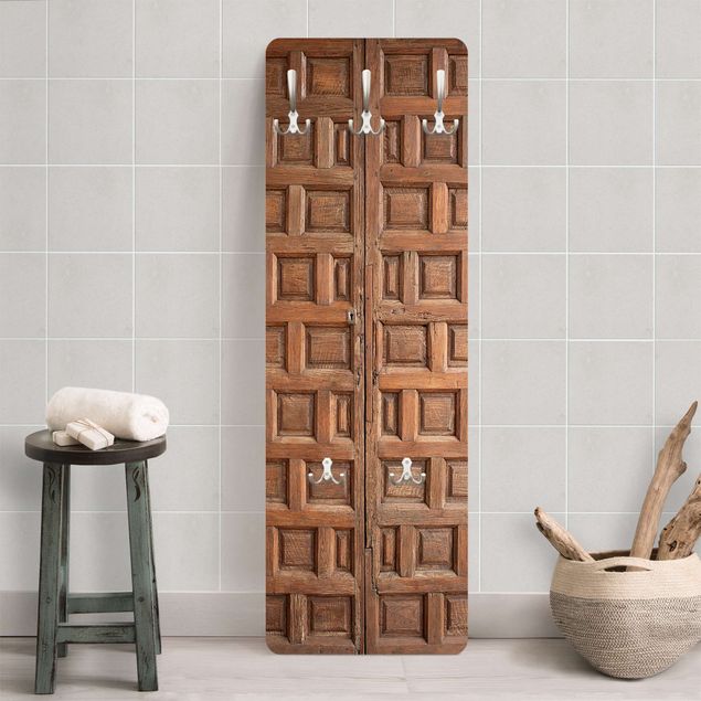 Percheros de pared efecto madera Mediterranean Wooden Door From Granada