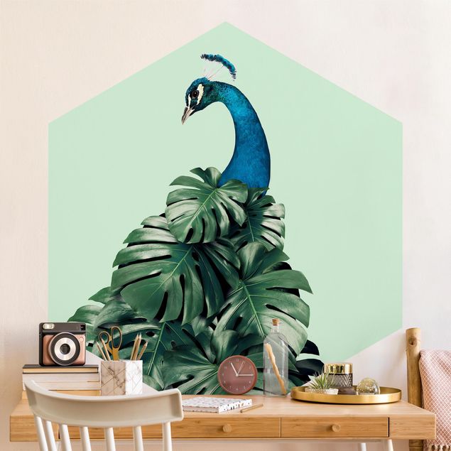 Papel pintado aves Peacock With Monstera Leaves