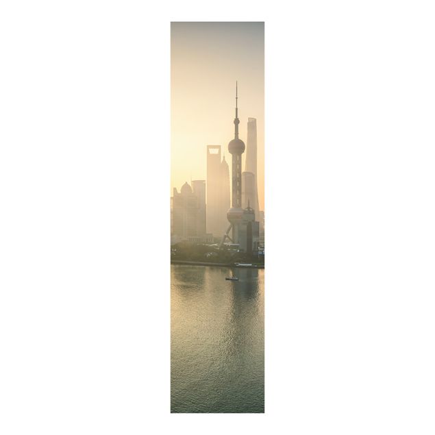 Paneles japoneses arquitectura y skyline Pudong At Dawn