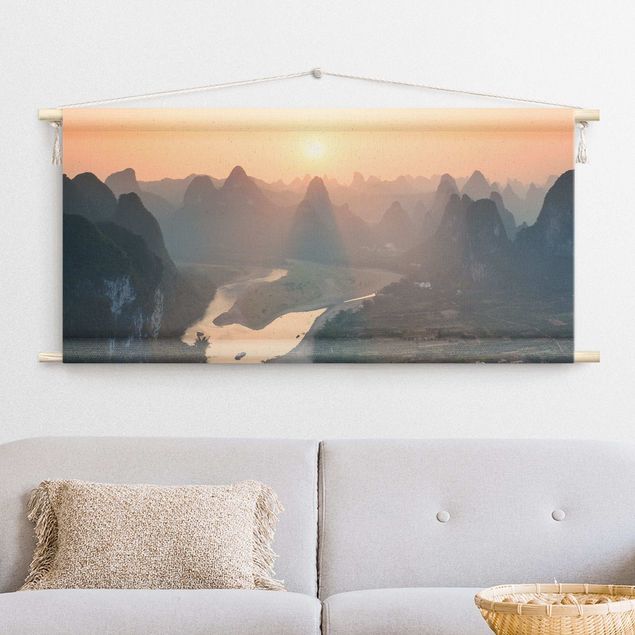 Tapices de arte Sunrise In Mountainous Landscape