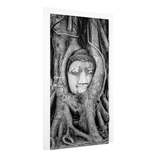 Papel pintado puesta de sol Buddha In Ayutthaya Lined From Tree Roots In Black And White