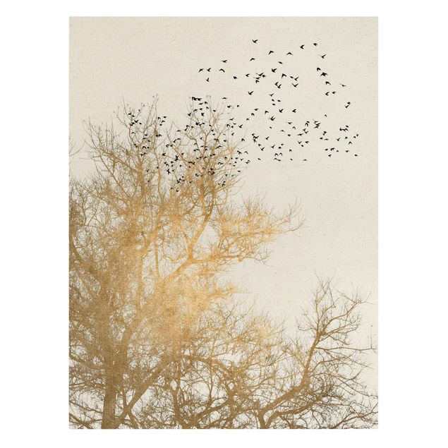 Lienzos de cuadros famosos Flock Of Birds In Front Of Golden Tree