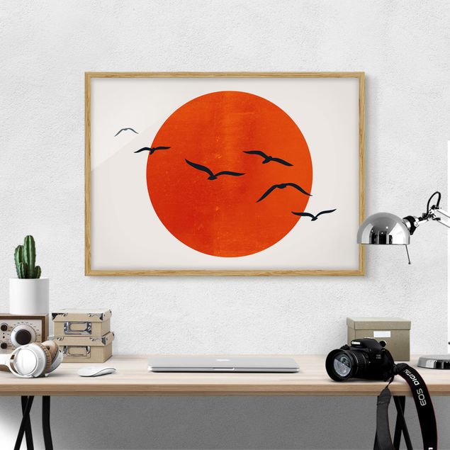 Cuadro con paisajes Flock Of Birds In Front Of Red Sun I