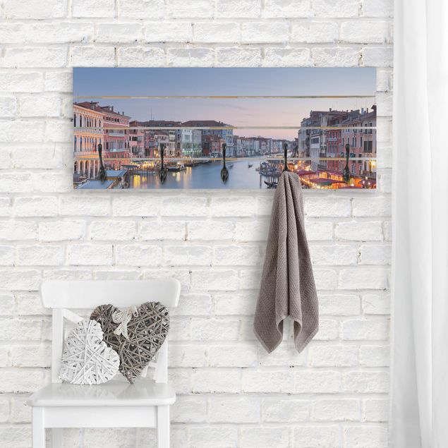 Percheros de pared de arquitectura y skyline Evening On The Grand Canal In Venice